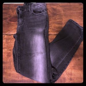 Lucky Brand black skinny jeans, 10/30